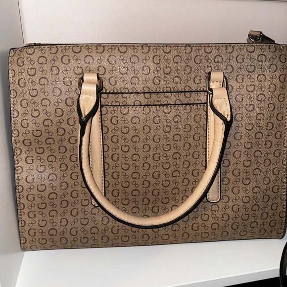 Guess Beige Signature Satchel W/ Strap - Picture 2 of 10